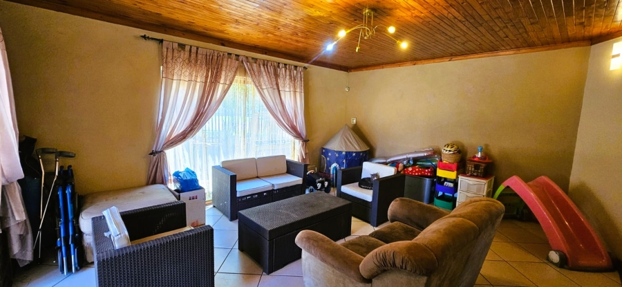 4 Bedroom Property for Sale in Ferryvale Gauteng