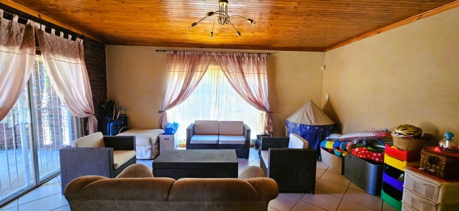 4 Bedroom Property for Sale in Ferryvale Gauteng