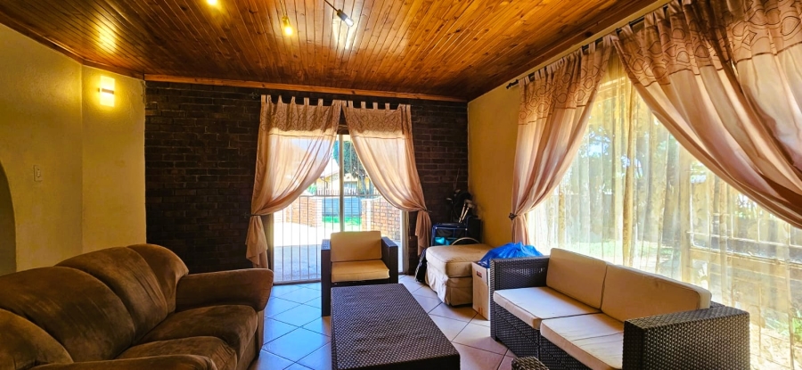 4 Bedroom Property for Sale in Ferryvale Gauteng