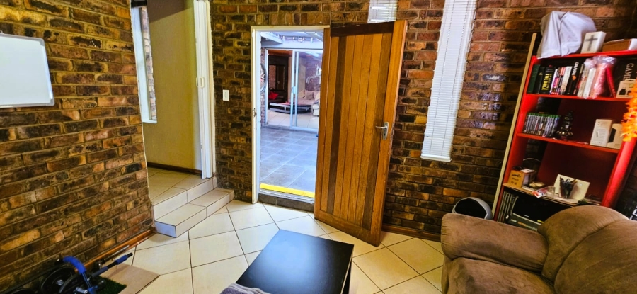 4 Bedroom Property for Sale in Ferryvale Gauteng