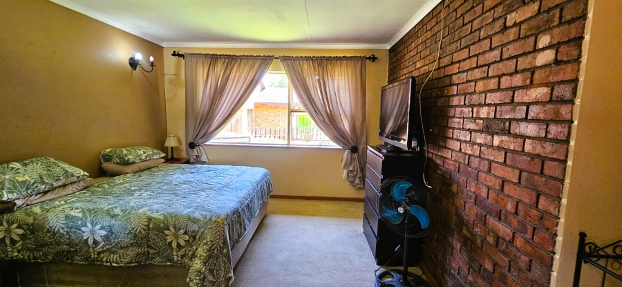 4 Bedroom Property for Sale in Ferryvale Gauteng