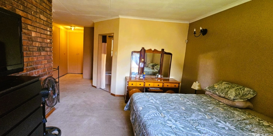 4 Bedroom Property for Sale in Ferryvale Gauteng