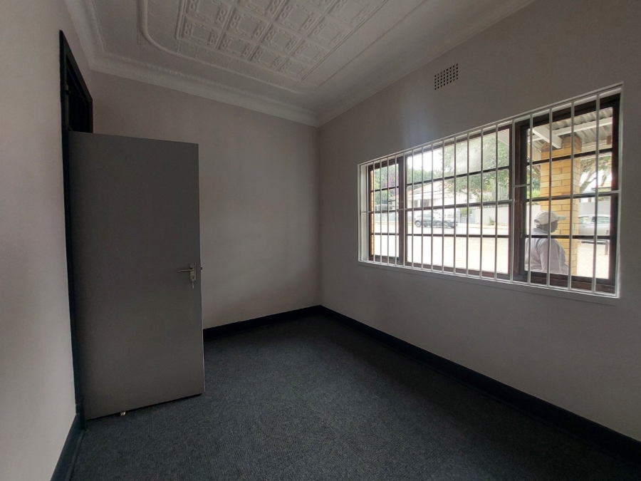To Let commercial Property for Rent in Greenside Gauteng
