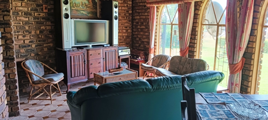 Commercial Property for Sale in Welverdiend AH Gauteng