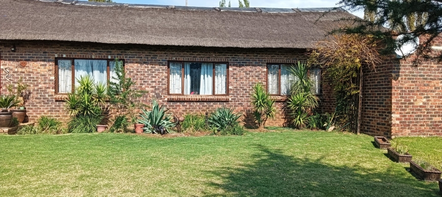 Commercial Property for Sale in Welverdiend AH Gauteng