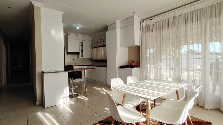 4 Bedroom Property for Sale in Risiville Gauteng