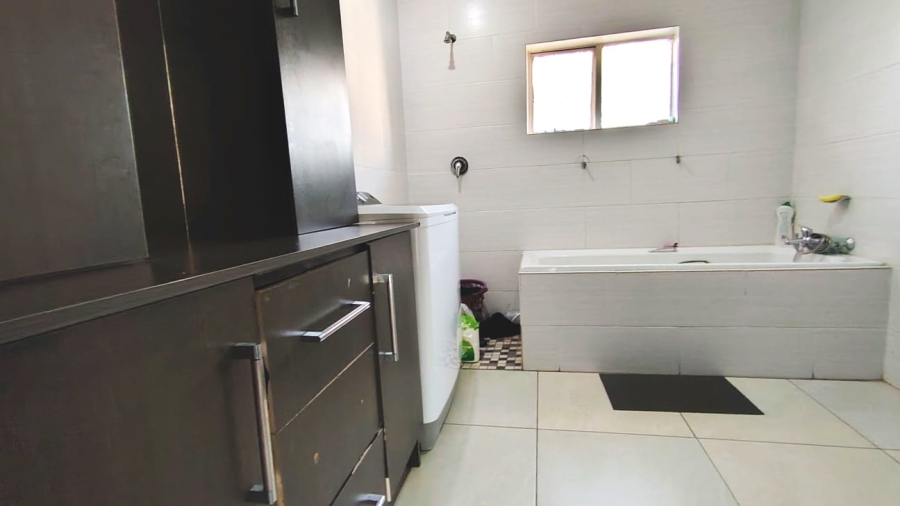 4 Bedroom Property for Sale in Risiville Gauteng