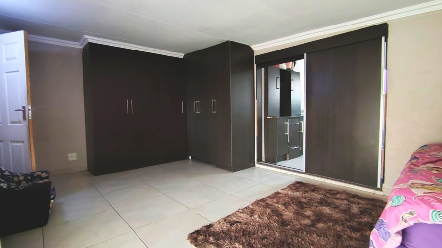 4 Bedroom Property for Sale in Risiville Gauteng