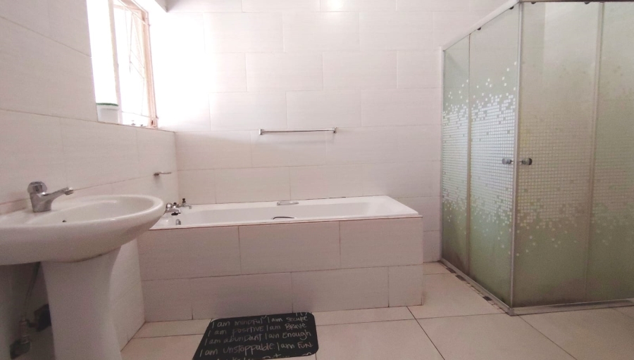 4 Bedroom Property for Sale in Risiville Gauteng