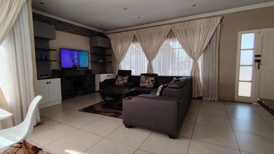 4 Bedroom Property for Sale in Risiville Gauteng