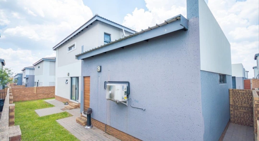 3 Bedroom Property for Sale in Thatchfield Ridge Gauteng