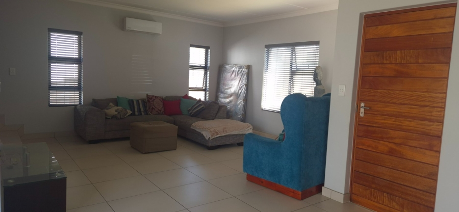 3 Bedroom Property for Sale in Thatchfield Ridge Gauteng