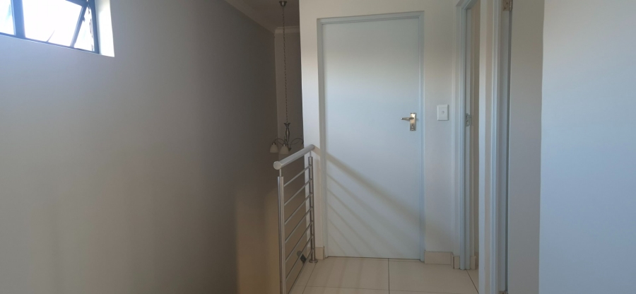 3 Bedroom Property for Sale in Thatchfield Ridge Gauteng