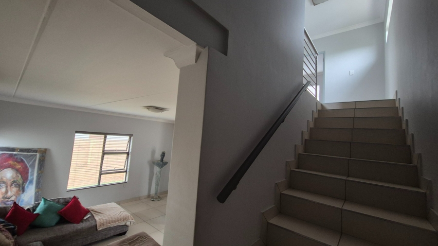 3 Bedroom Property for Sale in Thatchfield Ridge Gauteng