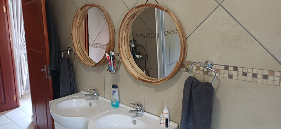 3 Bedroom Property for Sale in Brentwood Park Gauteng