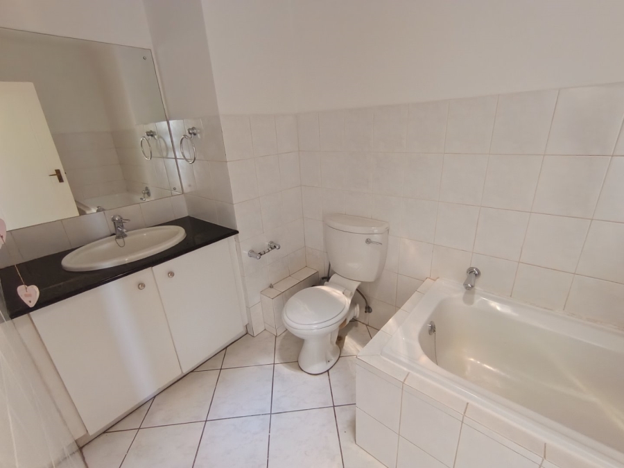 2 Bedroom Property for Sale in Illovo Gauteng