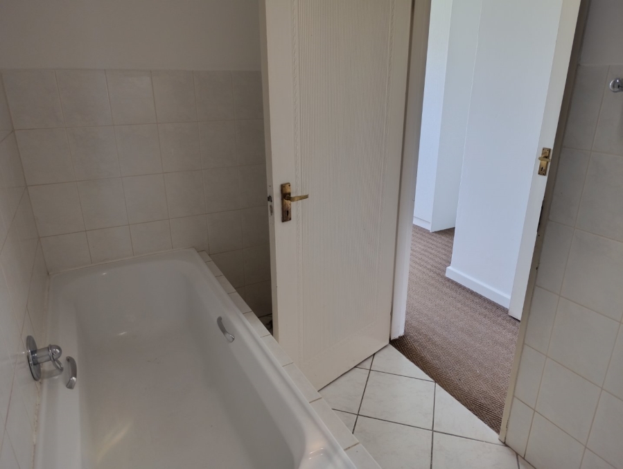 2 Bedroom Property for Sale in Illovo Gauteng