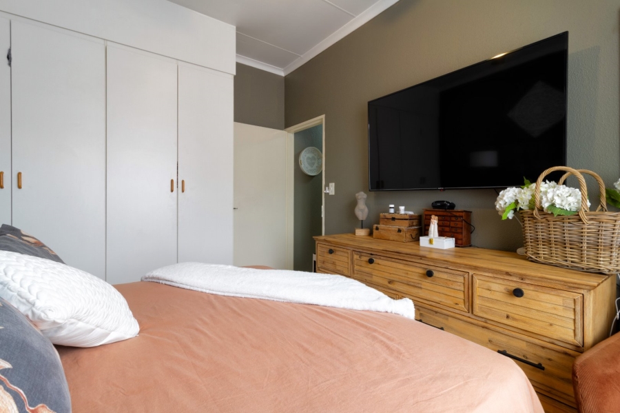 3 Bedroom Property for Sale in New Market Park Gauteng