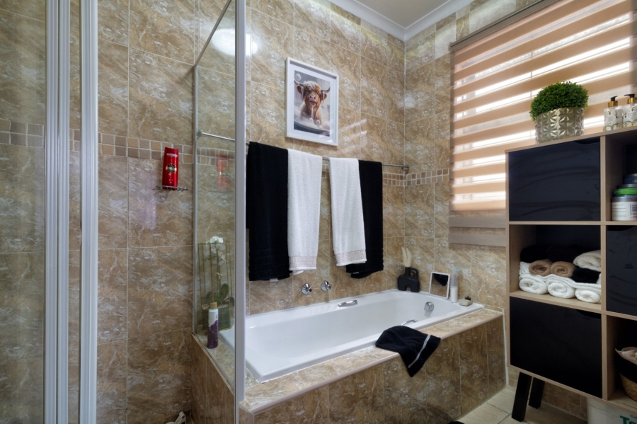 3 Bedroom Property for Sale in New Market Park Gauteng