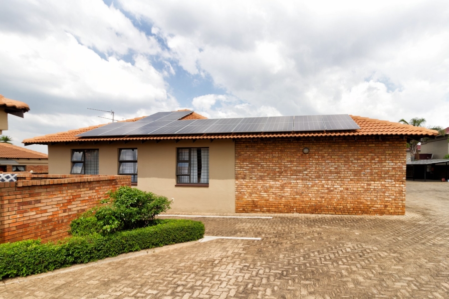 3 Bedroom Property for Sale in New Market Park Gauteng