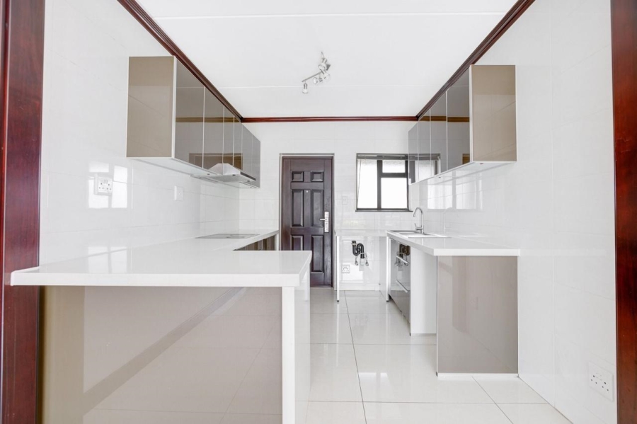 To Let 2 Bedroom Property for Rent in Maroeladal Gauteng