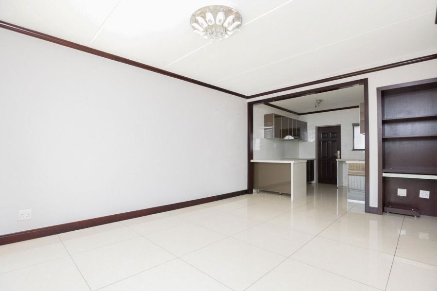 To Let 2 Bedroom Property for Rent in Maroeladal Gauteng