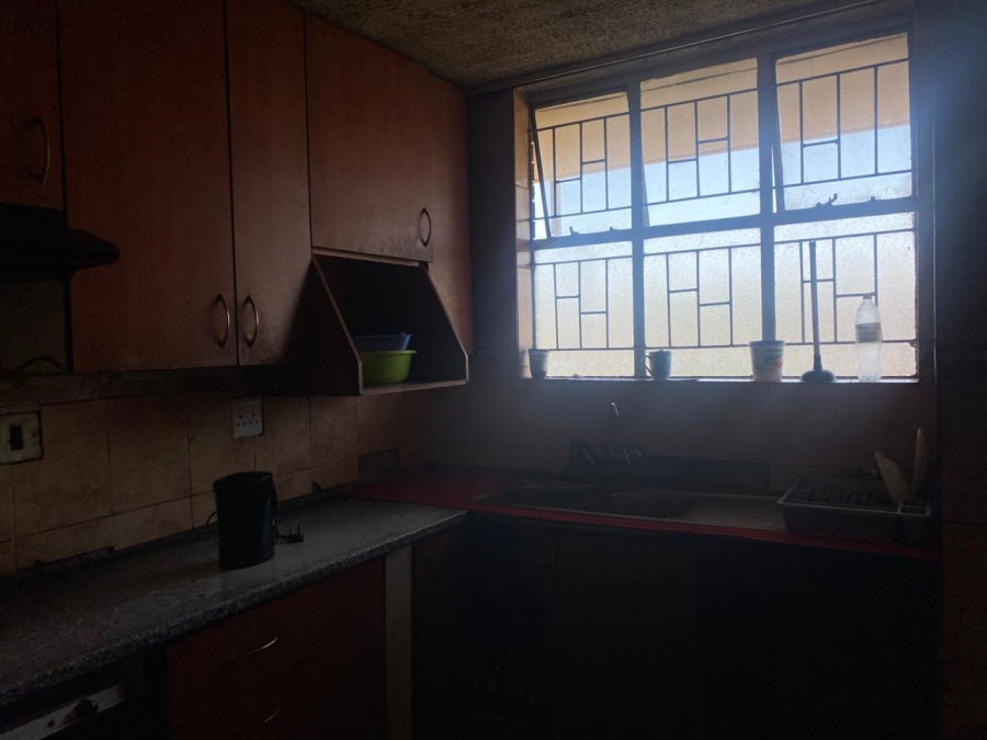 6 Bedroom Property for Sale in Pretoria Central Gauteng