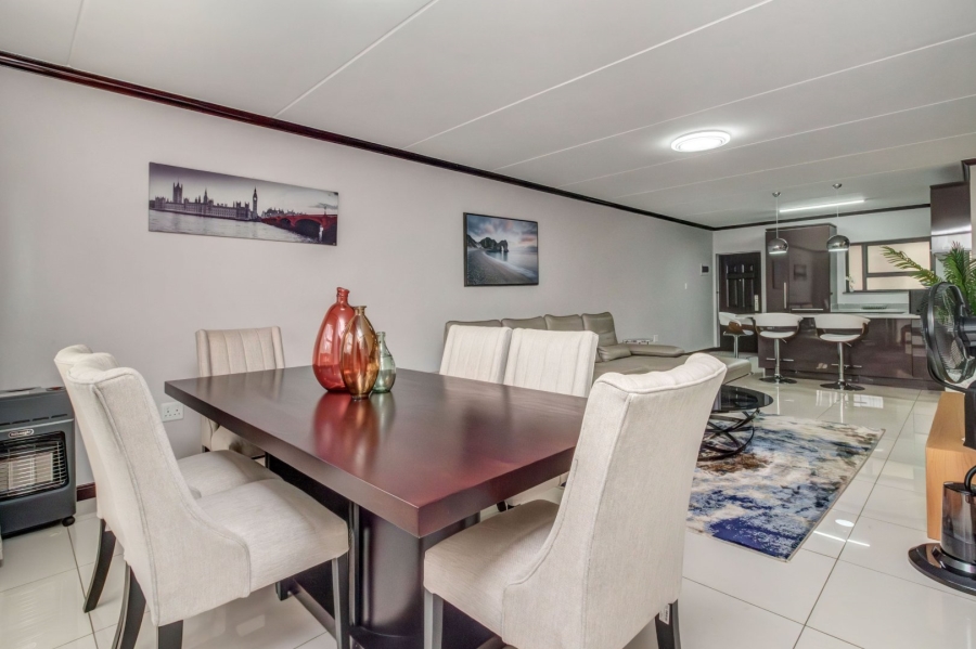 3 Bedroom Property for Sale in Broadacres Gauteng