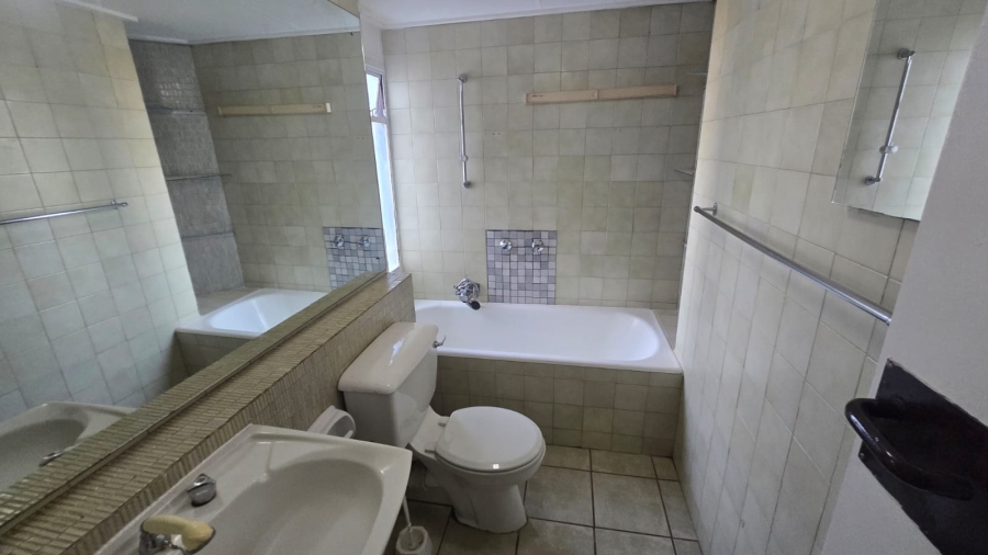 1 Bedroom Property for Sale in Riviera Gauteng