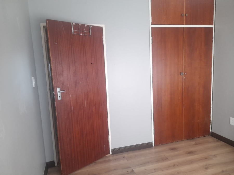 4 Bedroom Property for Sale in Kibler Park Gauteng