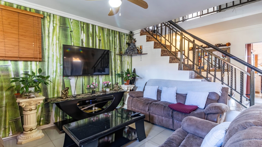 6 Bedroom Property for Sale in Lenasia South Gauteng