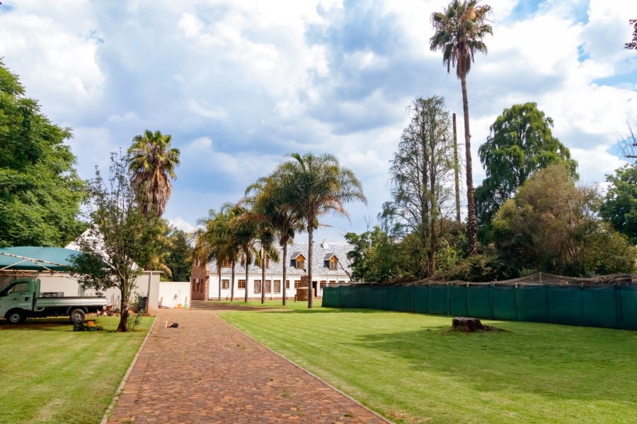 5 Bedroom Property for Sale in Fairlead Gauteng