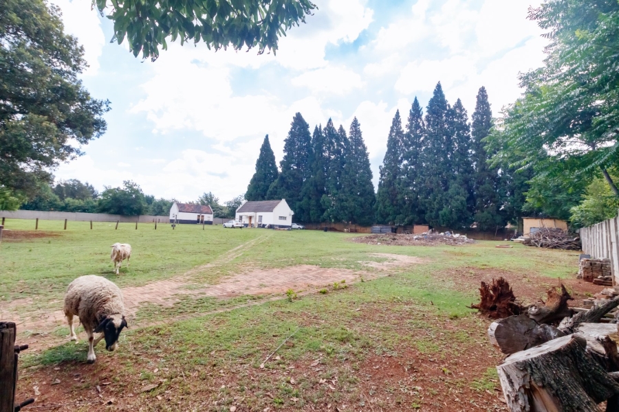 5 Bedroom Property for Sale in Fairlead Gauteng