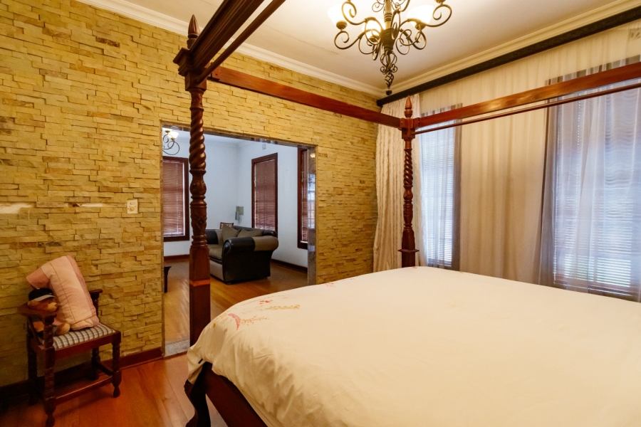 5 Bedroom Property for Sale in Fairlead Gauteng