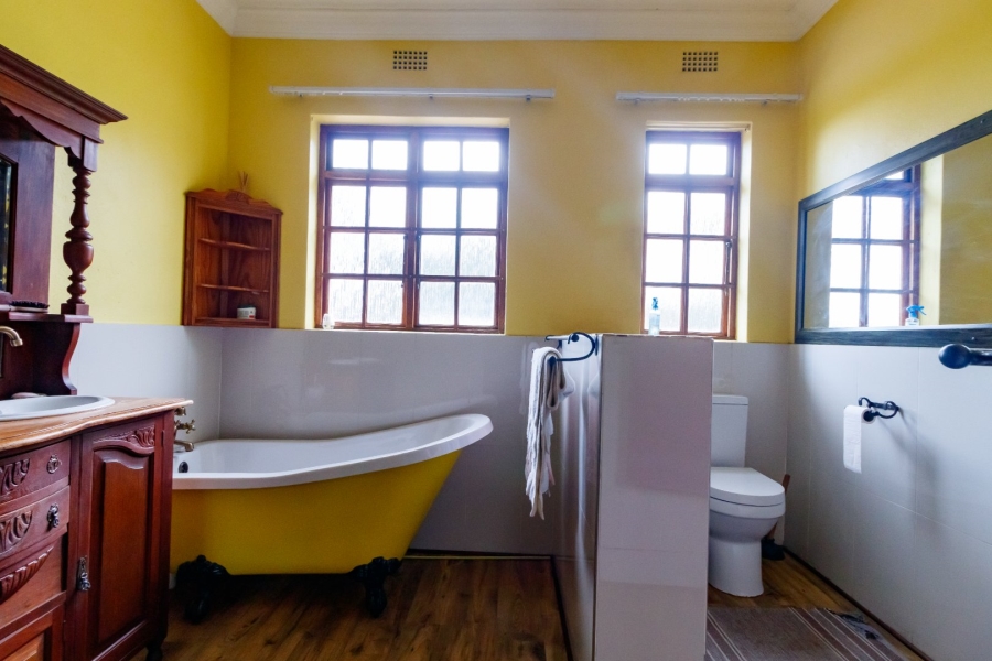 5 Bedroom Property for Sale in Fairlead Gauteng