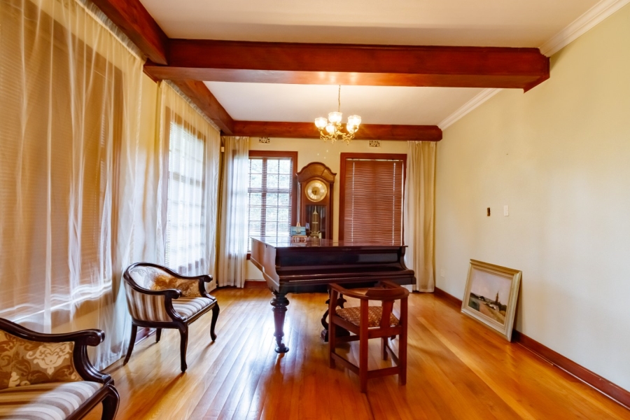 5 Bedroom Property for Sale in Fairlead Gauteng