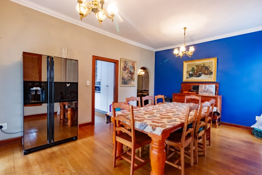 5 Bedroom Property for Sale in Fairlead Gauteng