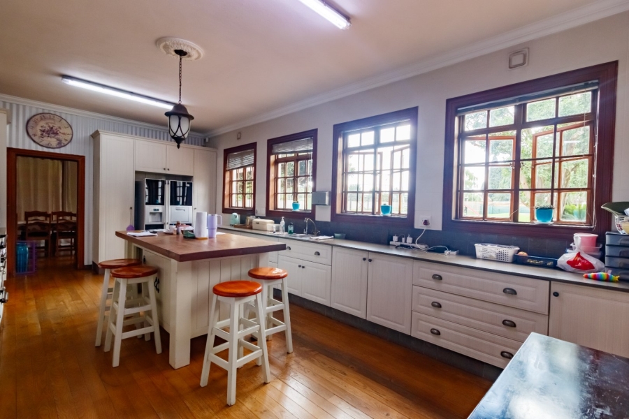 5 Bedroom Property for Sale in Fairlead Gauteng