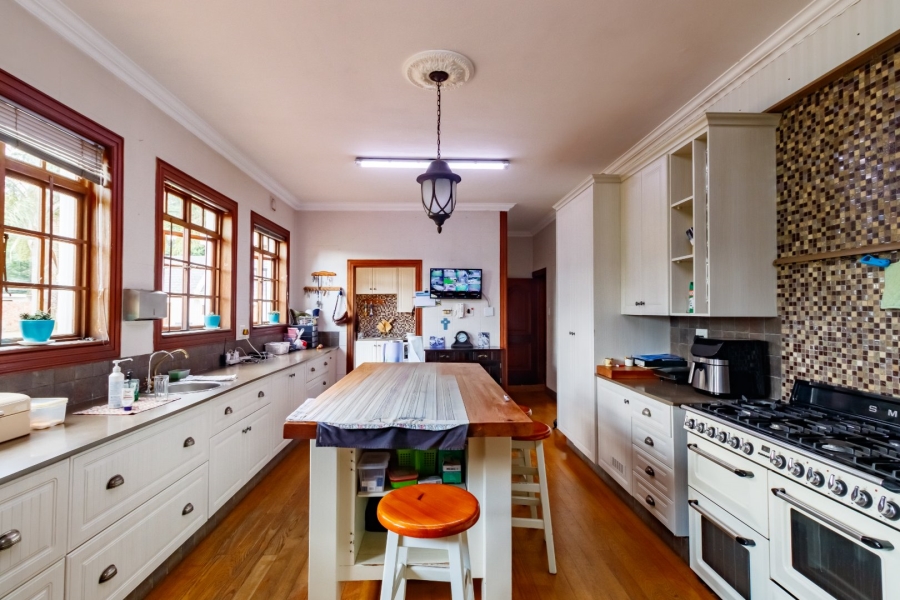 5 Bedroom Property for Sale in Fairlead Gauteng