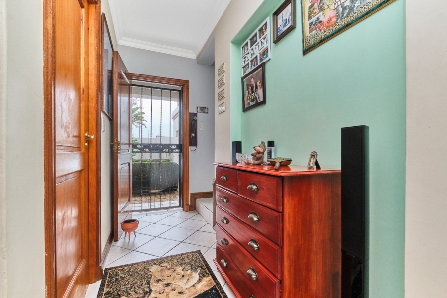 2 Bedroom Property for Sale in Fairland Gauteng