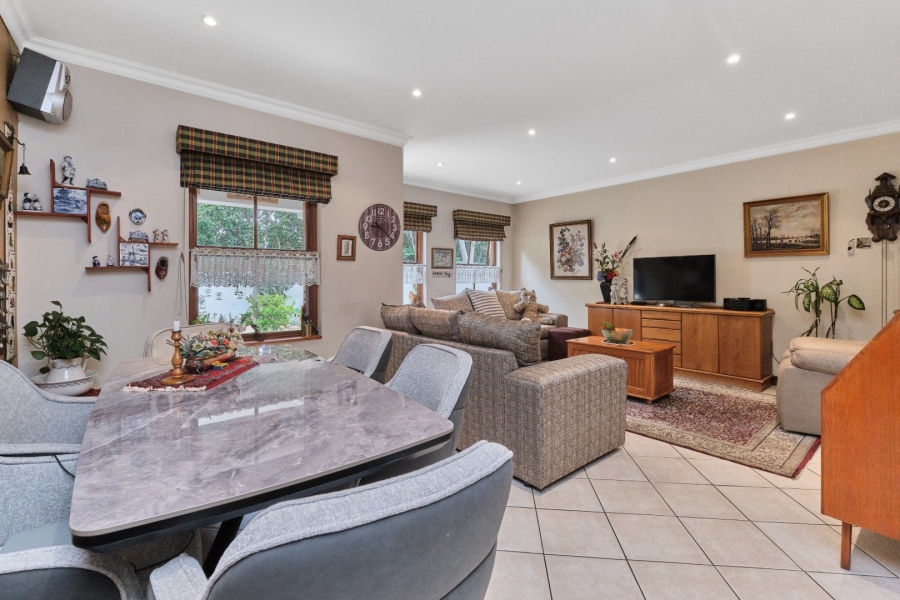 2 Bedroom Property for Sale in Fairland Gauteng