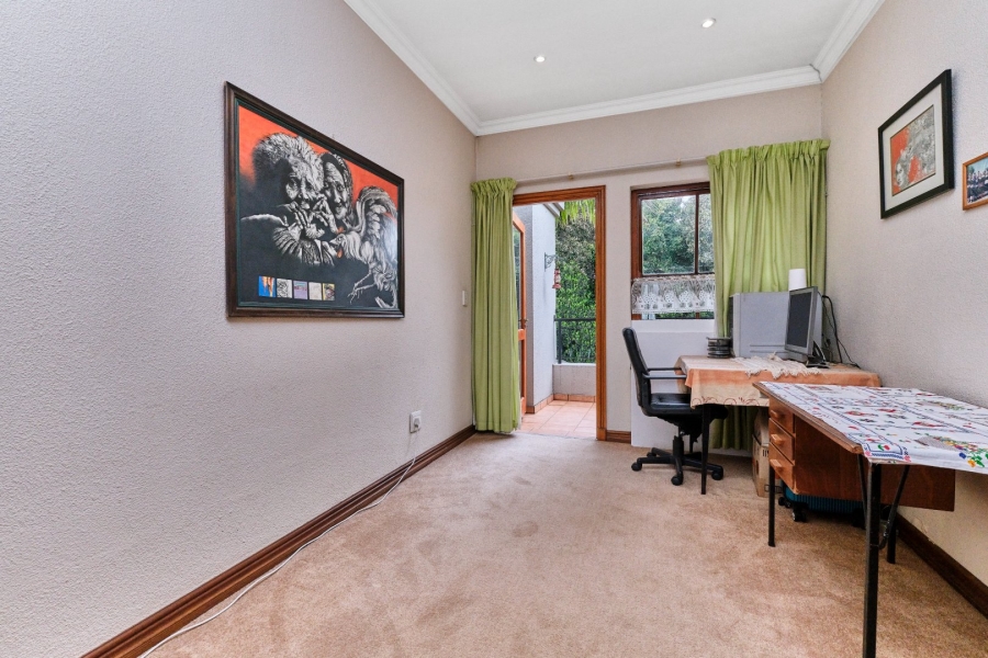 2 Bedroom Property for Sale in Fairland Gauteng