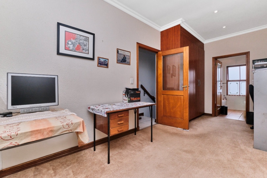 2 Bedroom Property for Sale in Fairland Gauteng