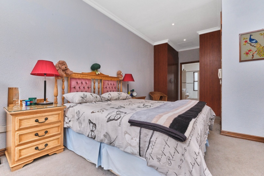 2 Bedroom Property for Sale in Fairland Gauteng