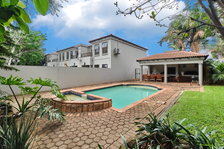 2 Bedroom Property for Sale in Fairland Gauteng
