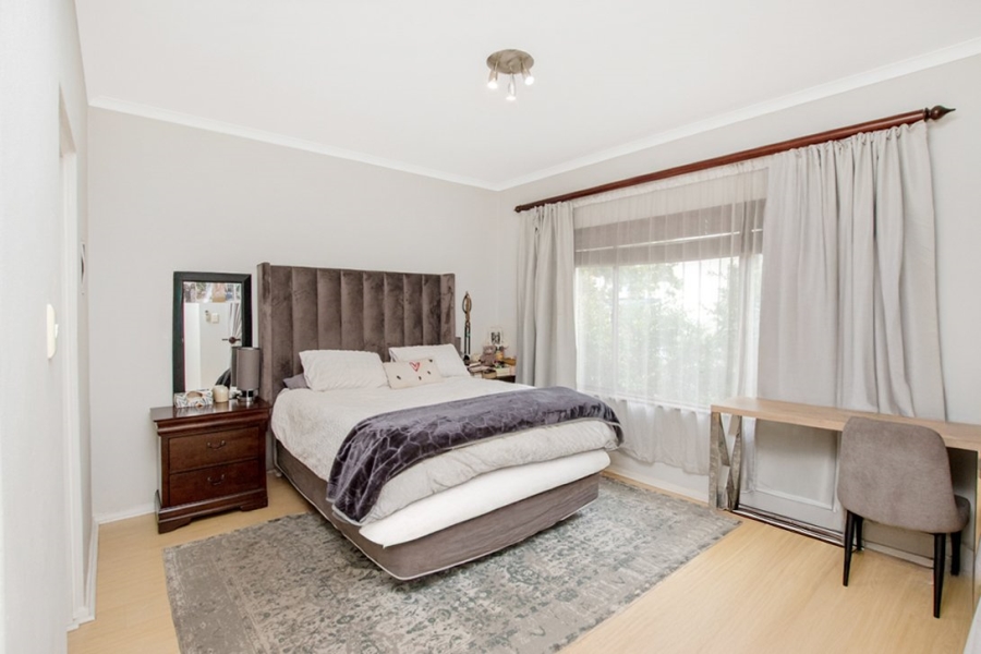 To Let 2 Bedroom Property for Rent in Morningside Gauteng