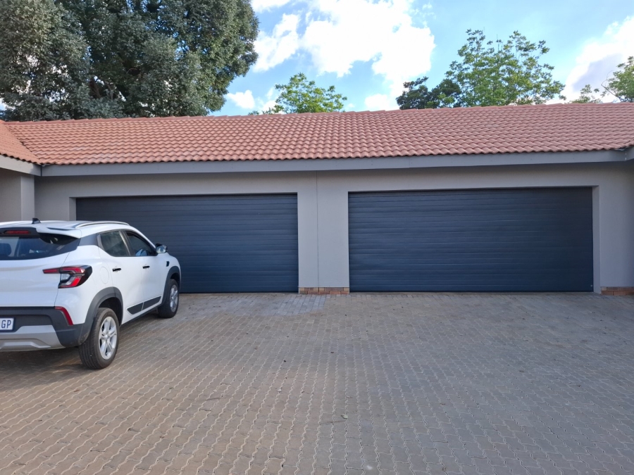 3 Bedroom Property for Sale in Willow Park Manor Gauteng