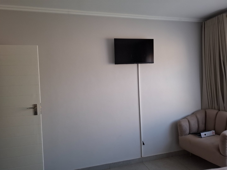 3 Bedroom Property for Sale in Willow Park Manor Gauteng