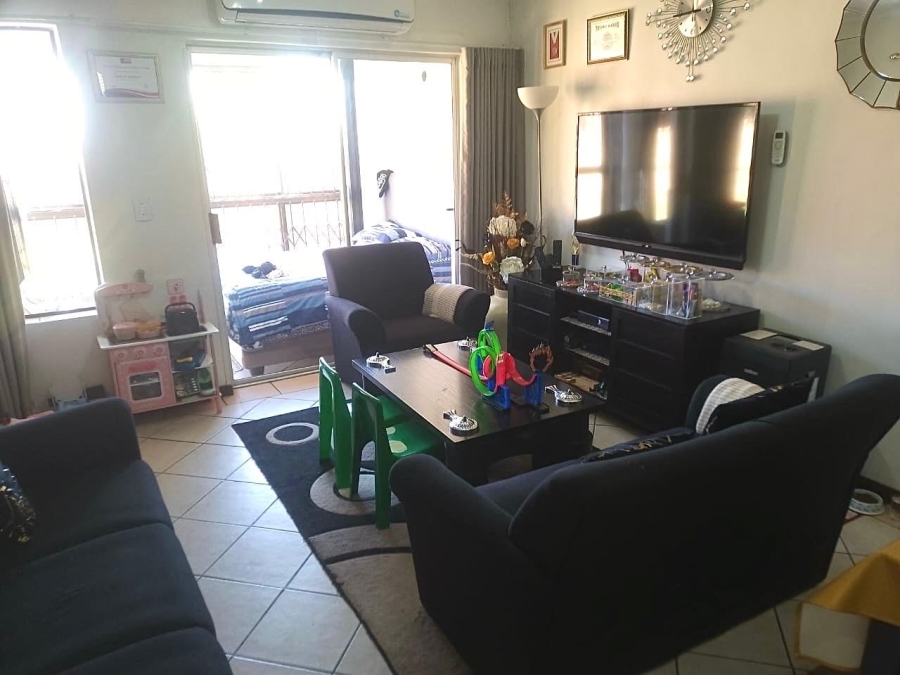 To Let 3 Bedroom Property for Rent in Monavoni Gauteng