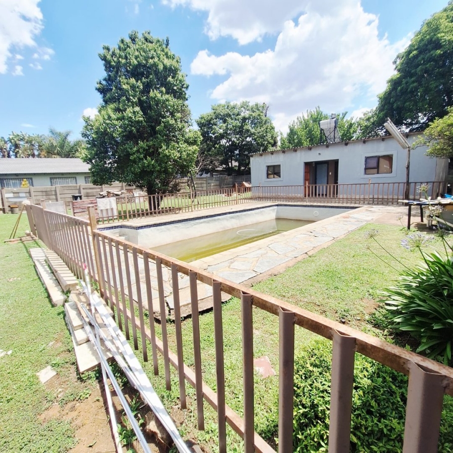 3 Bedroom Property for Sale in Cresslawn Gauteng